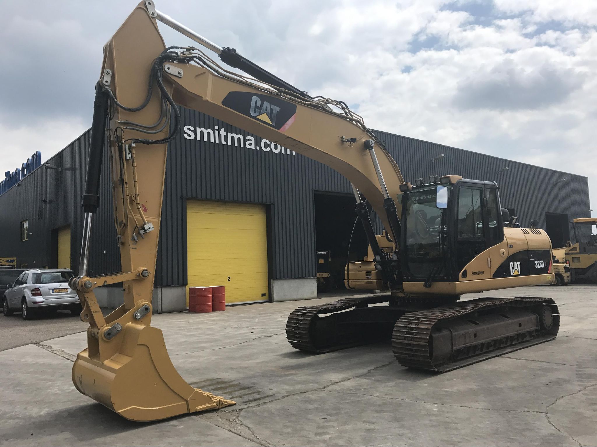 Стекла для гусеничных экскаваторов CATERPILLAR серия 300 D 320D / 320D2 / 321D / 323D / 324D / 325D / 329D / 330D / 336D / 345D LME